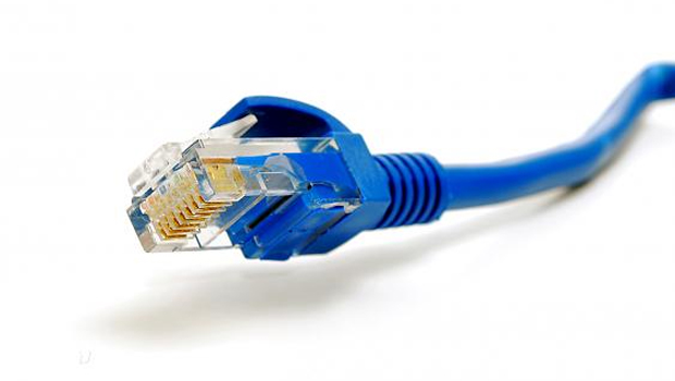 wired-vs-wireless-internet