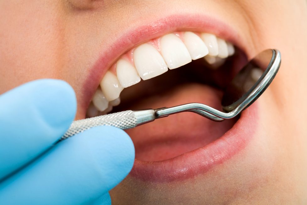 Ensure Best Dental Care Solutions With Simi Valley Dentist