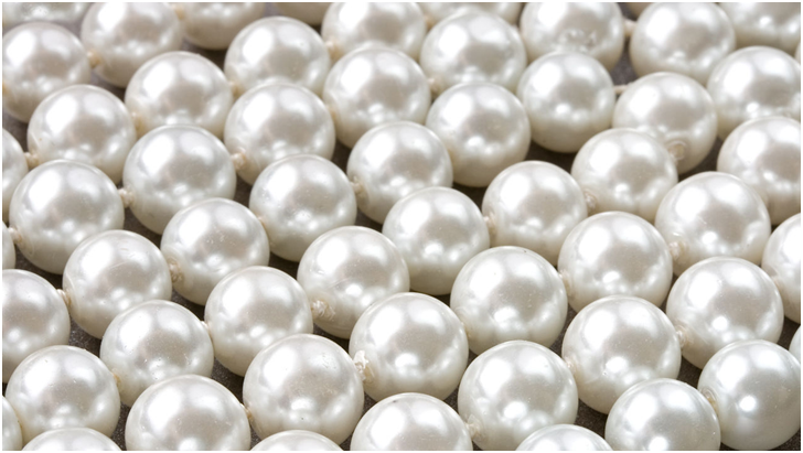 Pearl Jewelry: Pros and Cons