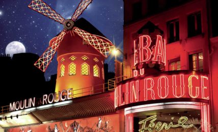 Moulin Rouge - A Luxurious Theater Where You Get To See Breathtaking Performances