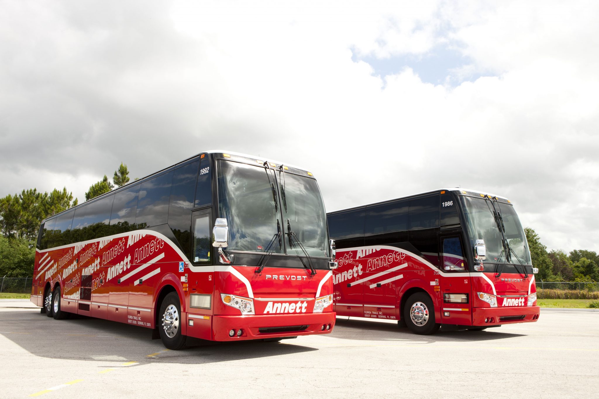 Different Types Of Charter Buses Available A Reference Guide