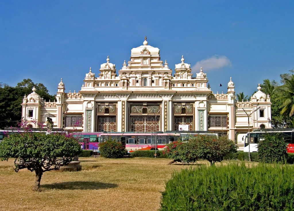 A Traveller's Guide To The Best Things To Buy from Mysore