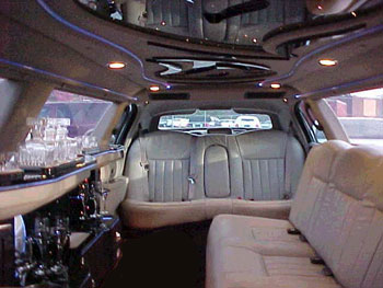 Corporate Benefits Of Hiring A Chauffeured Limousine