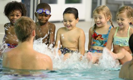 3 Reasons To Schedule Swimming Lessons