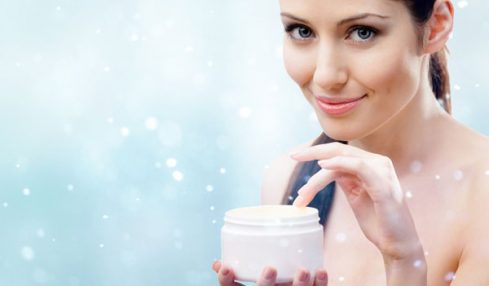 How To Keep Your Skin Smooth And Glowing This Winter Season